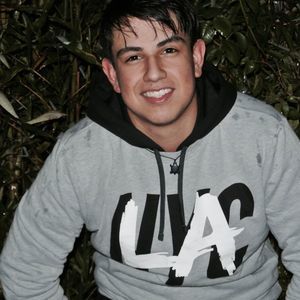 Meet your Posher, Vídal